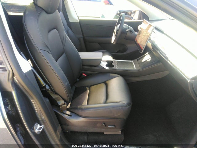 Tesla Model Y Long Range 2022 7SAYGDEE9NF321928 Image 5