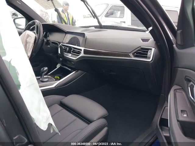 BMW 3 Series 330i 2021 3MW5R1J0XM8B73100 Image 6