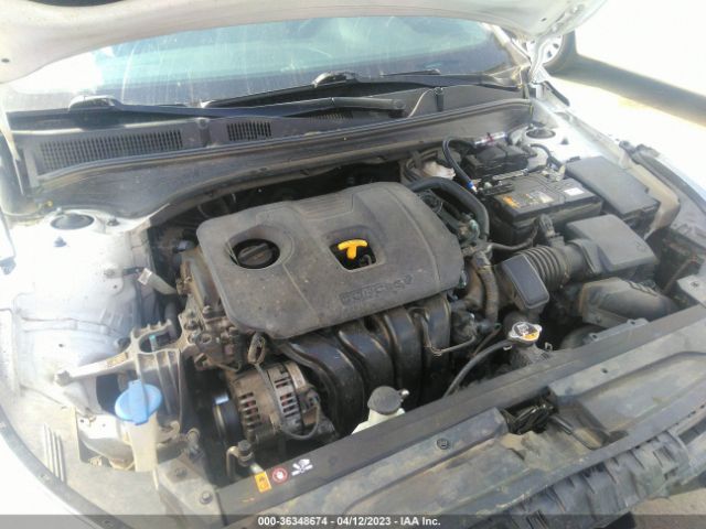 3KPF34AD5ME270090 KIA Forte Gt-line