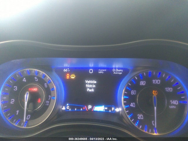 2C3CCAAG0GH161173 Chrysler 300 Limited