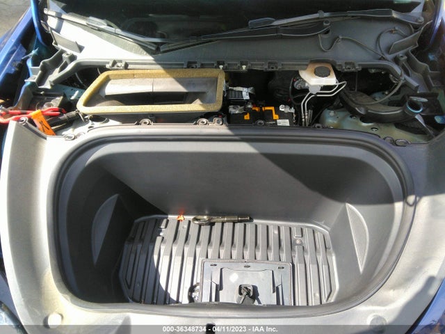 Tesla Model Y Long Range 2021 5YJYGDEE6MF153631 Image 11