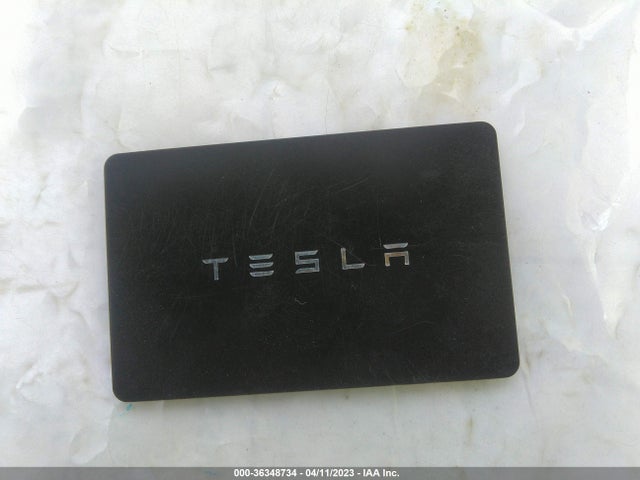 Tesla Model Y Long Range 2021 5YJYGDEE6MF153631 Image 3