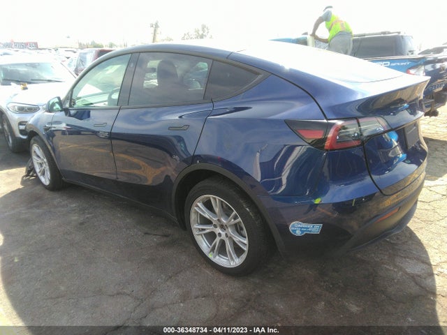 Tesla Model Y Long Range 2021 5YJYGDEE6MF153631 Image 4