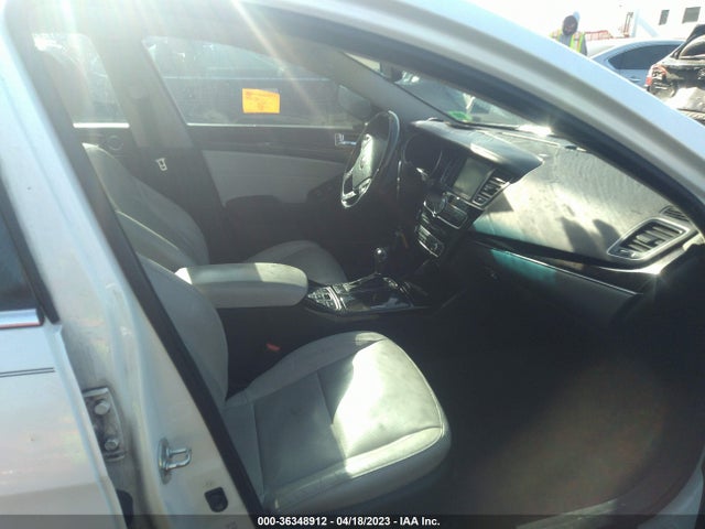 2016 Kia Cadenza, VIN: KNALN4D75G5209502