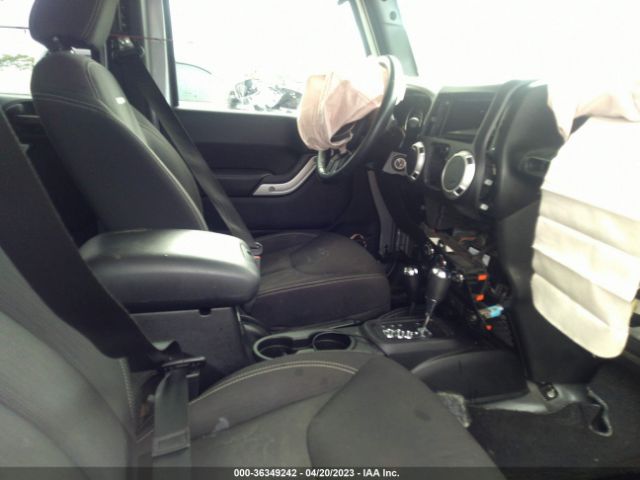 1C4HJWFG7GL127697 Jeep Wrangler Unlimited Rubicon
