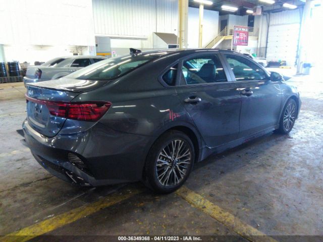 3KPF54AD1NE506522 KIA Forte Gt-line