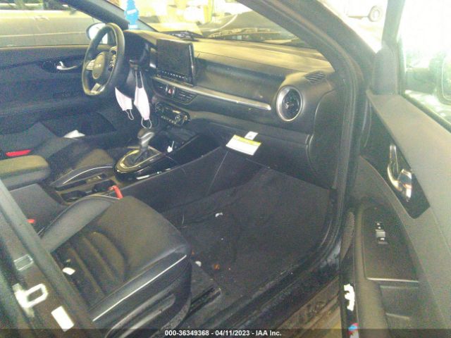 3KPF54AD1NE506522 KIA Forte Gt-line