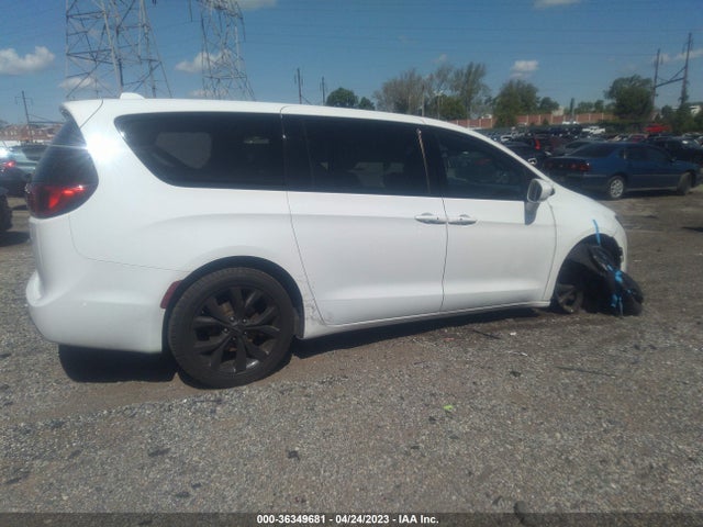 Chrysler Pacifica Touring Plus 2018 2C4RC1FG5JR235767 Image 4