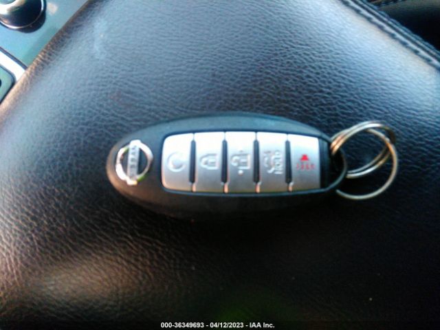 1N4AA6AP7HC397125 Nissan Maxima Sr