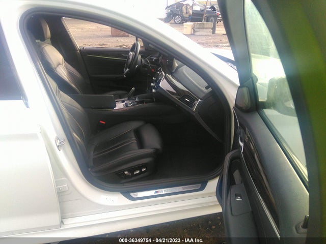 WBAJB9C53JB036505 BMW 5 Series M550i Xdrive