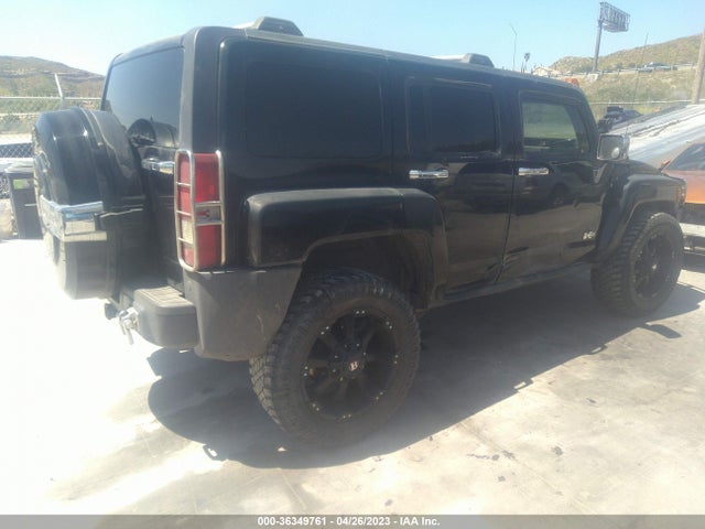 2007 HUMMER H3 SUV VIN: 5GTDN13E078172002