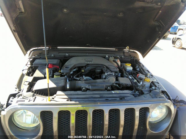 1C4HJXDG5JW122660 Jeep Wrangler Unlimited Sport S