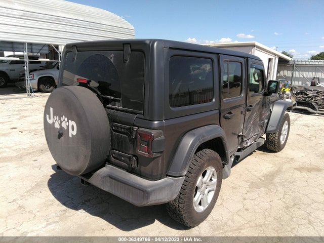 1C4HJXDG5JW122660 Jeep Wrangler Unlimited Sport S