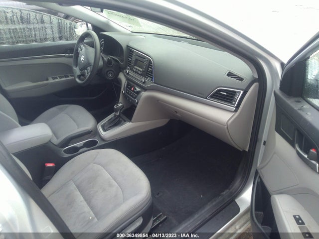 Hyundai ELANTRA SE 2017 5NPD74LF0HH153075 Image 6