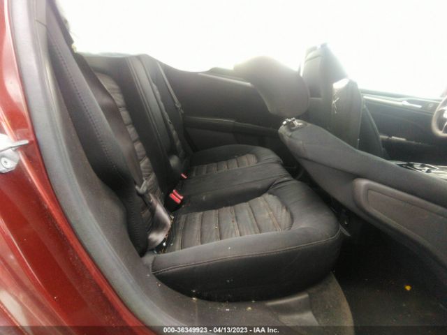 3FA6P0HD9GR169527 Ford FUSION SE
