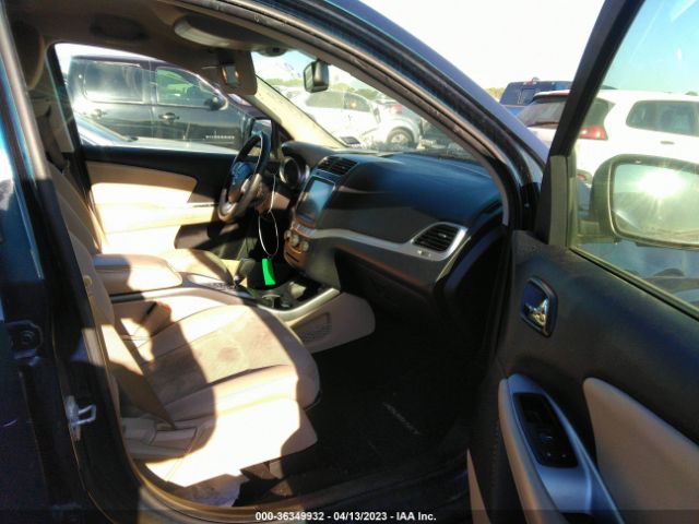 3C4PDCBBXET121468 Dodge Journey Sxt