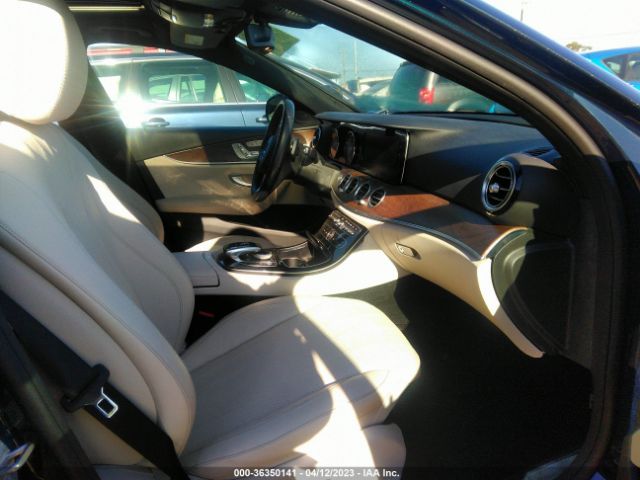 WDDZF4JB4HA100742 Mercedes-Benz E-class E 300