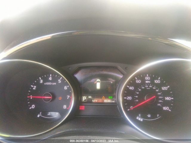 KNDMC5C16G6147229 KIA Sedona Sx