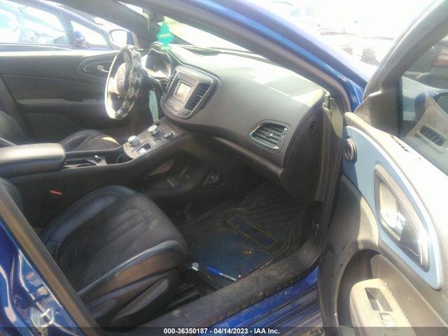 1C3CCCBG5FN582337 Chrysler 200 S