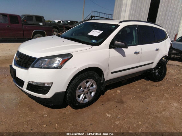 Chevrolet Traverse Ls 2015 1GNKRFKD5FJ100669 Image 2