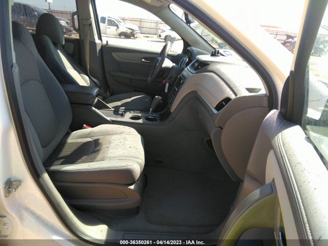 Chevrolet Traverse Ls 2015 1GNKRFKD5FJ100669 Image 6