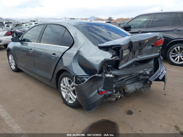 3VW167AJ4HM312105 Volkswagen Jetta 1.4t S