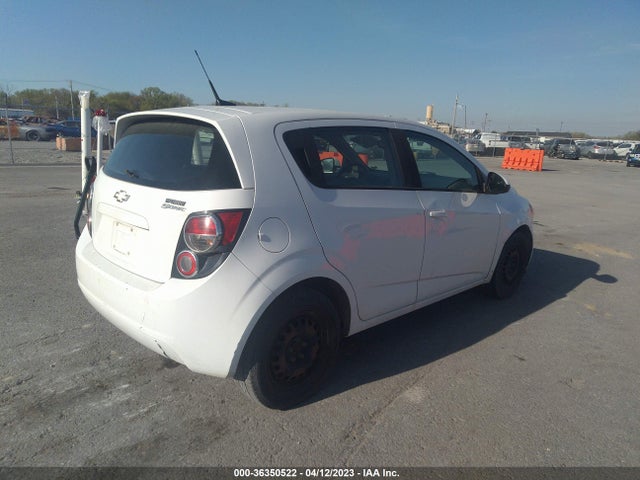 Chevrolet SONIC LS 2014 1G1JA6SH8E4167349 Image 4