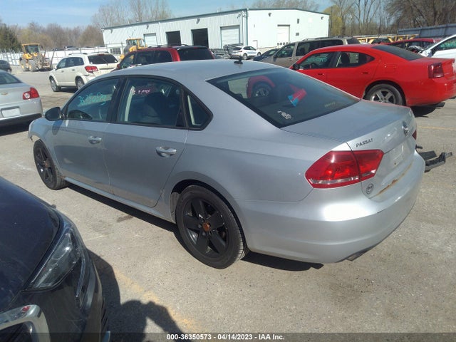2012 VOLKSWAGEN PASSAT S VIN: 1VWAP7A35CC057571