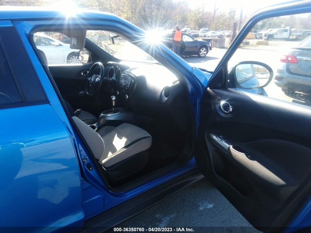 2011 NISSAN JUKE SV VIN: JN8AF5MV1BT028434