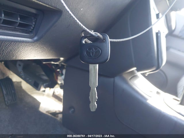 1998 TOYOTA RAV4 VIN: JT3GP10V4W7029016