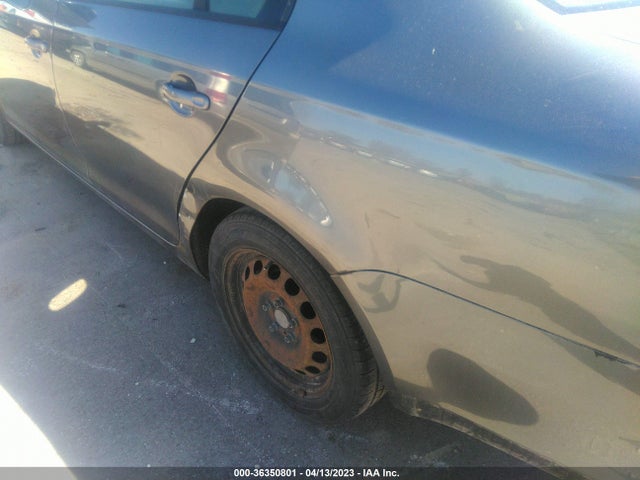 2008 Volkswagen Jetta Sedan S მანქანა იყიდება აუქციონზე, vin: 3VWJM71K48M055610, აუქციონის ნომერი: 36350801