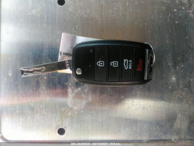 KNAGT4L35G5074088 KIA Optima Lx