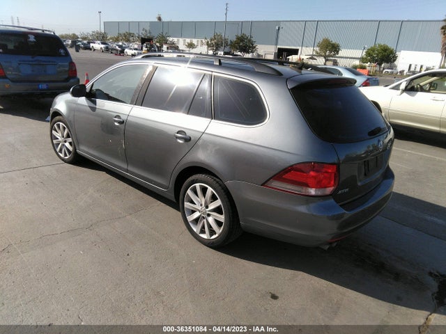 2013 VOLKSWAGEN JETTA SPORTWAGEN TDI W/SUNROOF & NAV VIN: 3VWPL7AJ7DM647369
