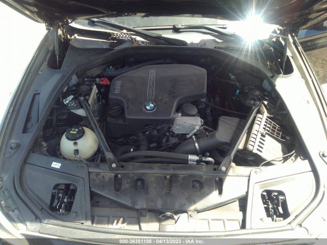 BMW 5 Series 528i Xdrive 2016 WBA5A7C58GG643939 Image 10