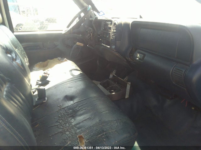 1997 CHEVROLET C/K 2500 VIN: 1GCFC24M7VE162616