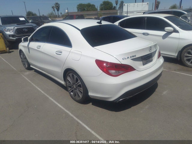 Mercedes-Benz Cla Cla 250 2018 WDDSJ4EB3JN516869 Image 3