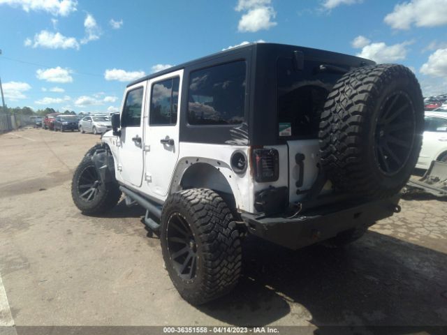 1C4BJWDG1GL129275 Jeep Wrangler Unlimited Sport