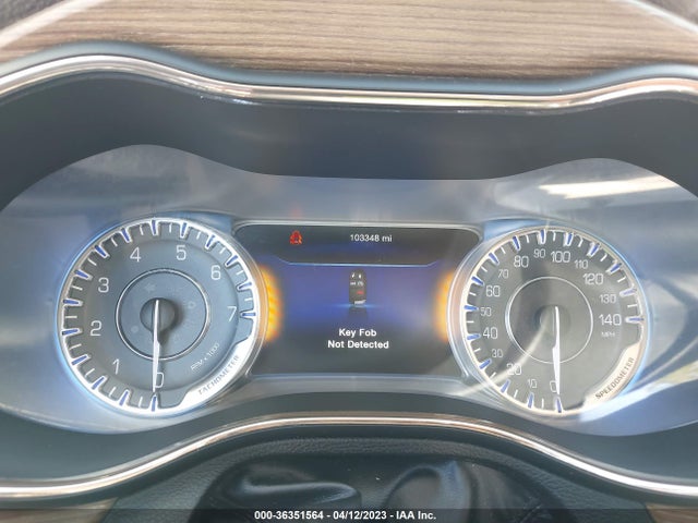 Chrysler 200 C 2015 1C3CCCEG6FN617933 Image 7