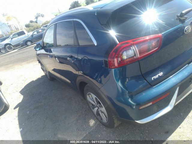 KNDCC3LC7K5274832 KIA NIRO EX