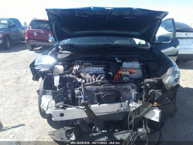 KNDCC3LC7K5274832 KIA NIRO EX