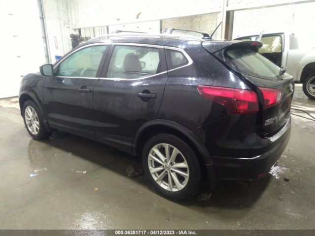 JN1BJ1CR4JW205988 Nissan Rogue Sport Sv