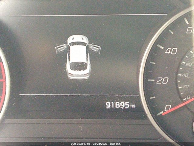 KNAE25LA8K6048988 KIA Stinger Premium