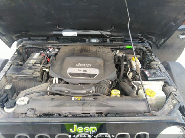 1C4BJWEG1HL647807 Jeep Wrangler Unlimited Sahara