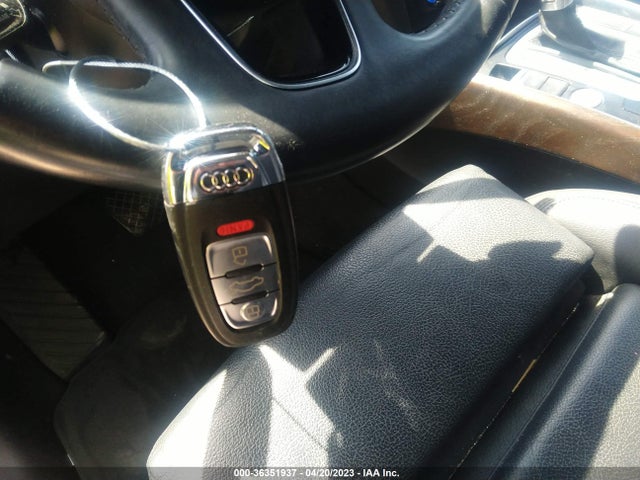 WA1LFAFP3FA061118 Audi Q5 Premium Plus