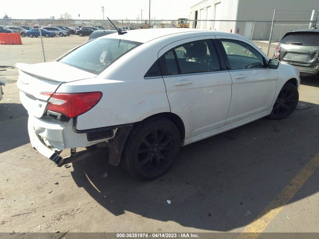 1C3CCBBG2EN171356 Chrysler 200 Touring