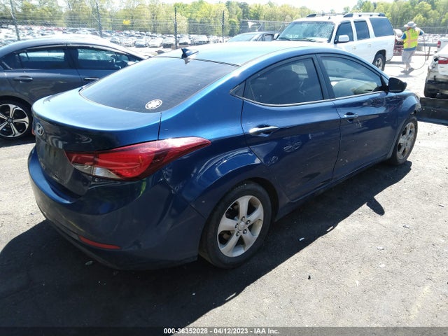 2016 HYUNDAI ELANTRA SE VIN: 5NPDH4AE6GH676879