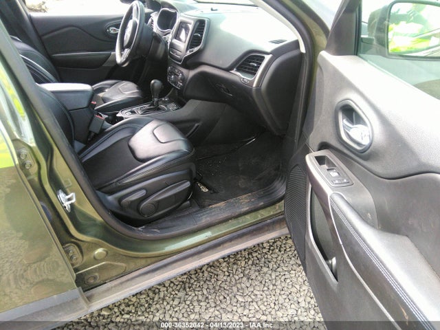 1C4PJMLN2KD261457 Jeep Cherokee Latitude Plus