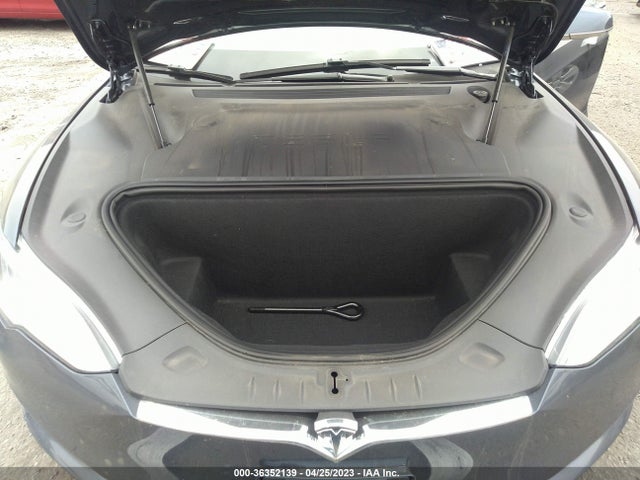 2020 Tesla Model S, VIN: 5YJSA1E21LF399805