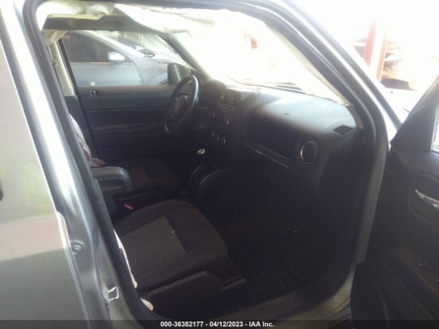 1C4NJPFB5GD678573 Jeep Patriot Latitude
