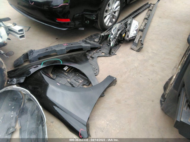 JTHBW1GG5F2085686 Lexus Es 300h Hybrid